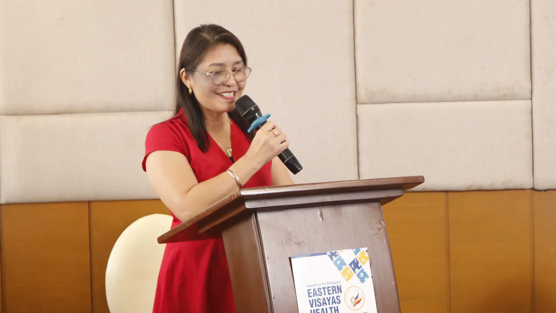 EVHRDC Holds First-Ever Stakeholders’ Forum, Turns Over Policy Briefs to Leyte and Samar for Evidence-Informed Health Policymaking Image 2